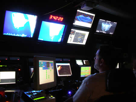 Bob Waters, Jason pilot, at the Endeavour site